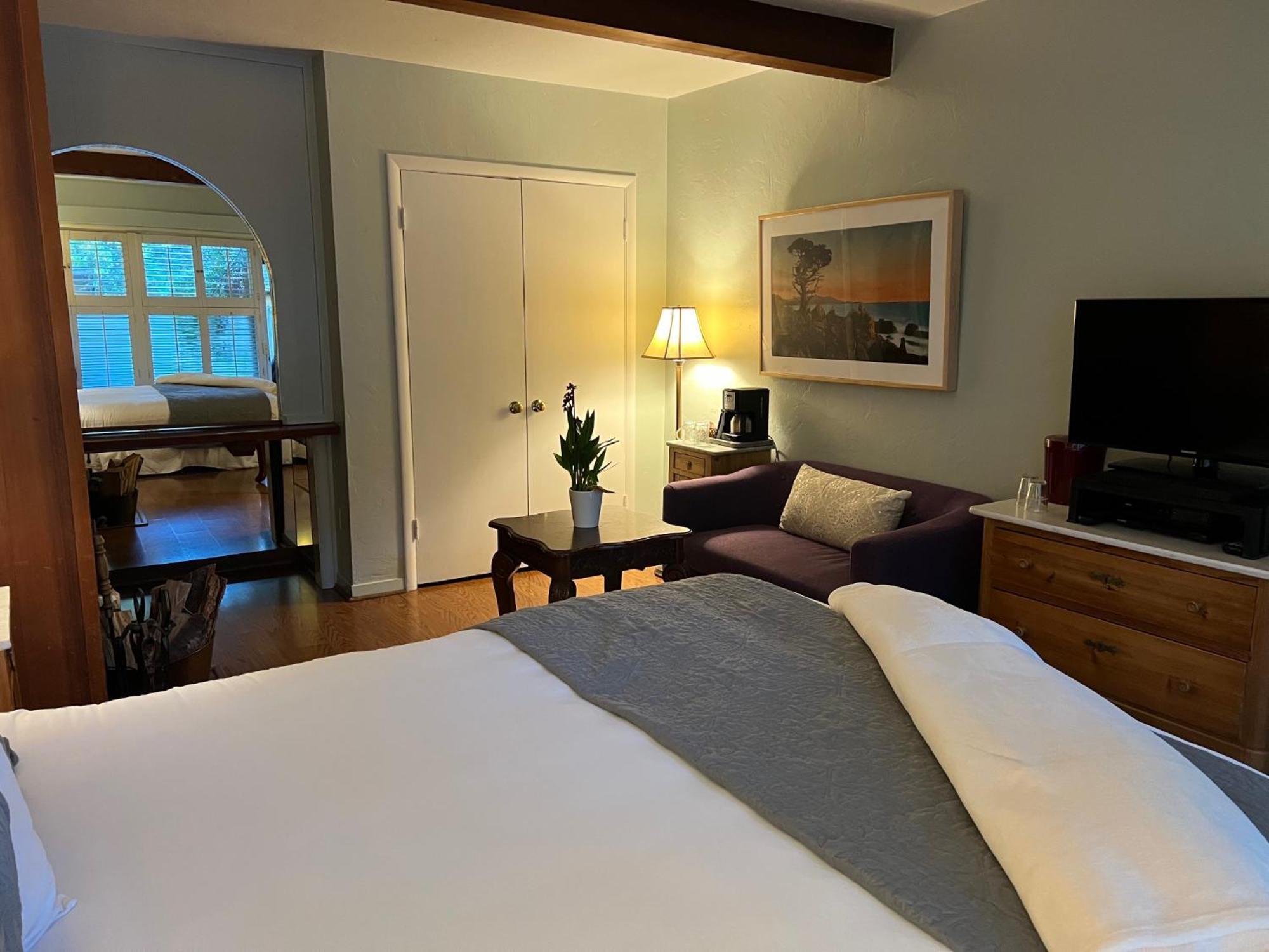 Garden Bed & Breakfast Carmel-by-the-Sea