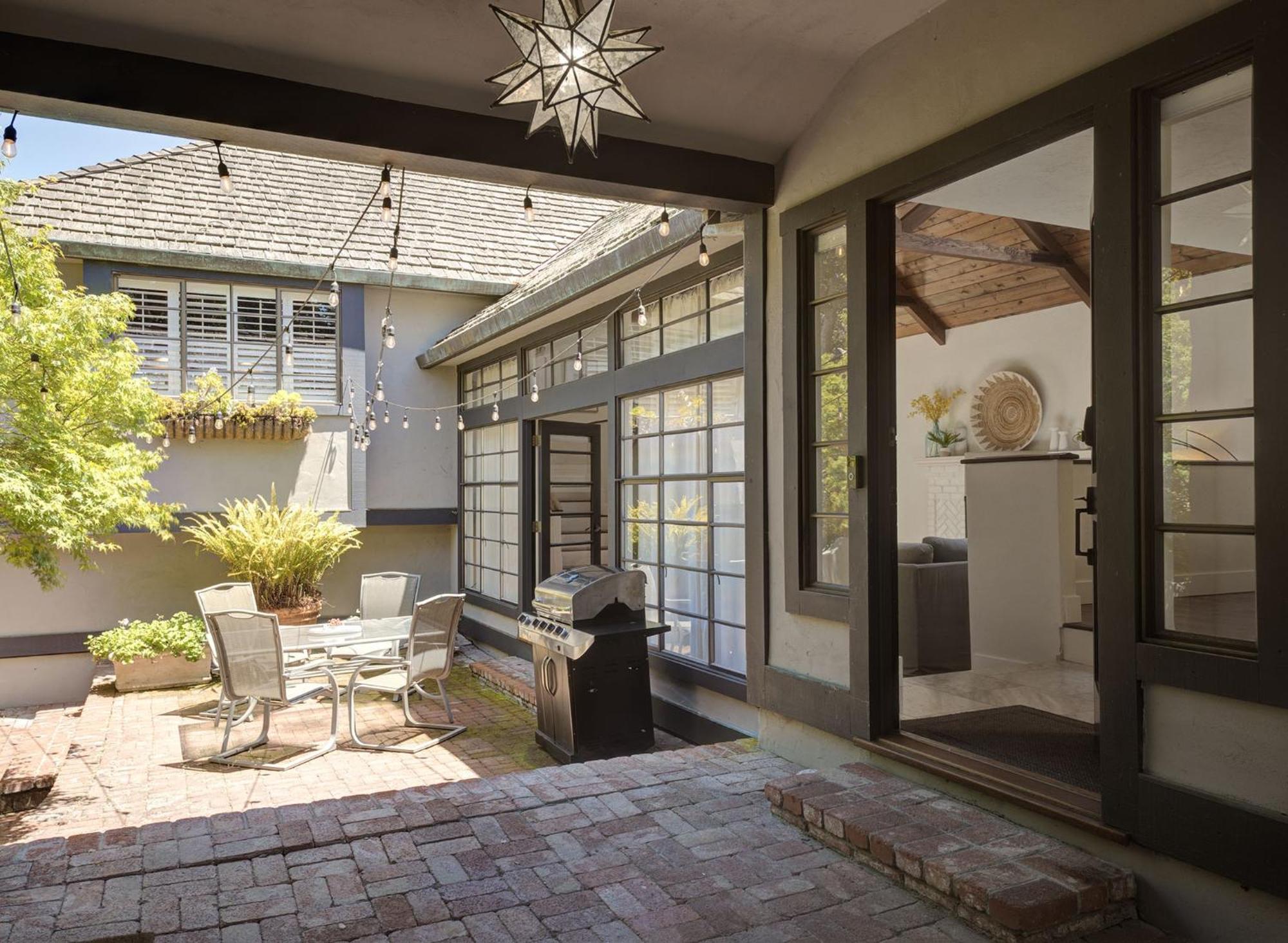 3937 Trailside Retreat Carmel-by-the-Sea