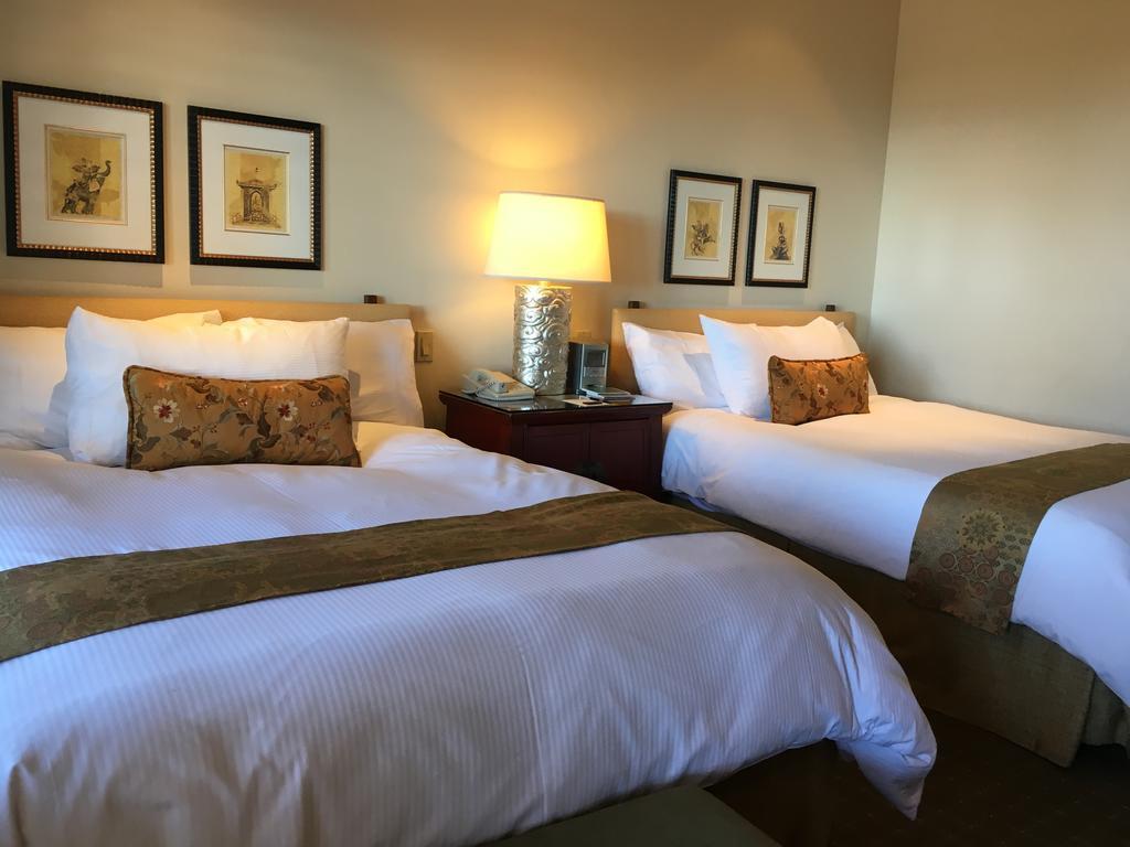 Tradewinds Hotel