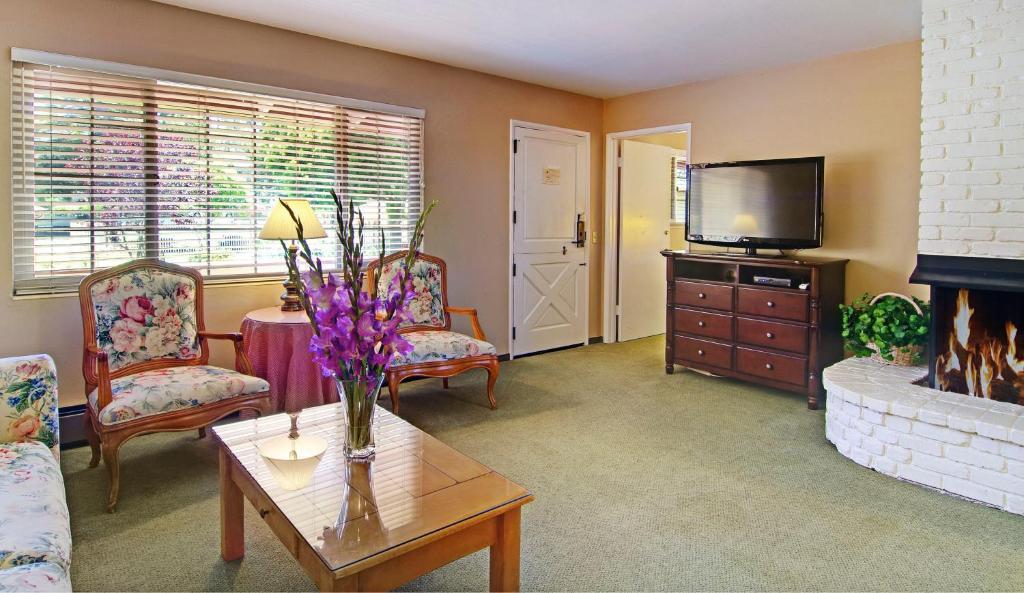 Svendsgaard's Inn Carmel-by-the-Sea