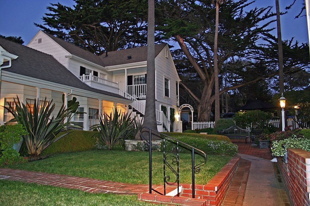 The Colonial Terrace Inn Carmel-by-the-Sea
