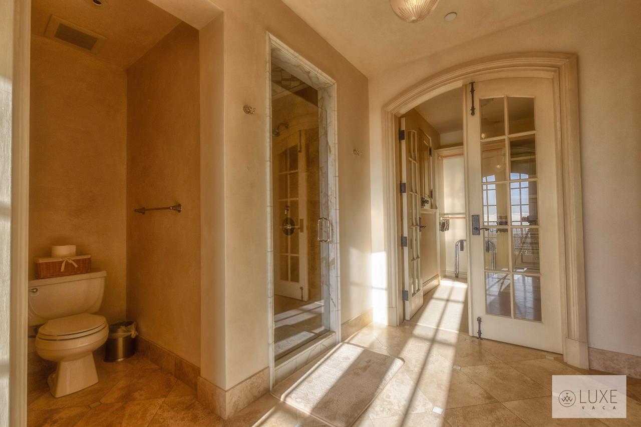 Chateau De Renaitre Villa Carmel-by-the-Sea