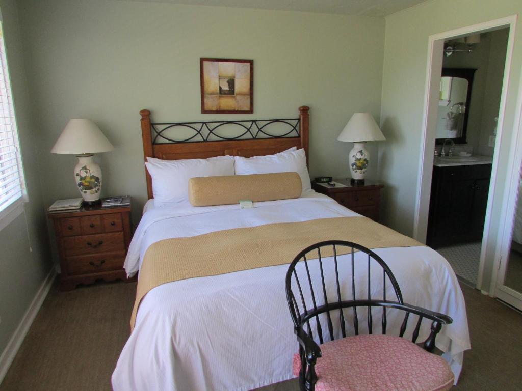 The Colonial Terrace Carmel-by-the-Sea