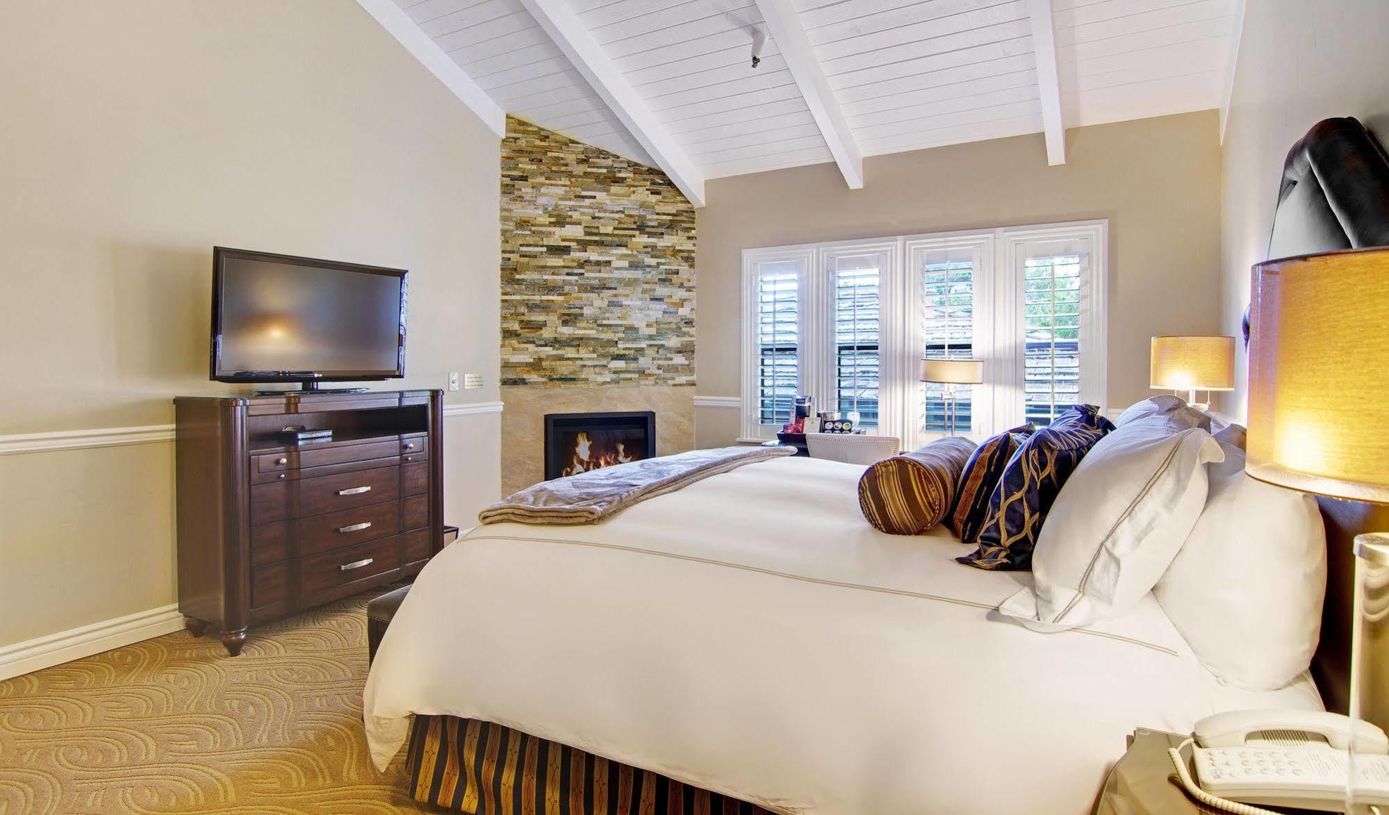 Inn Carriage House 4*