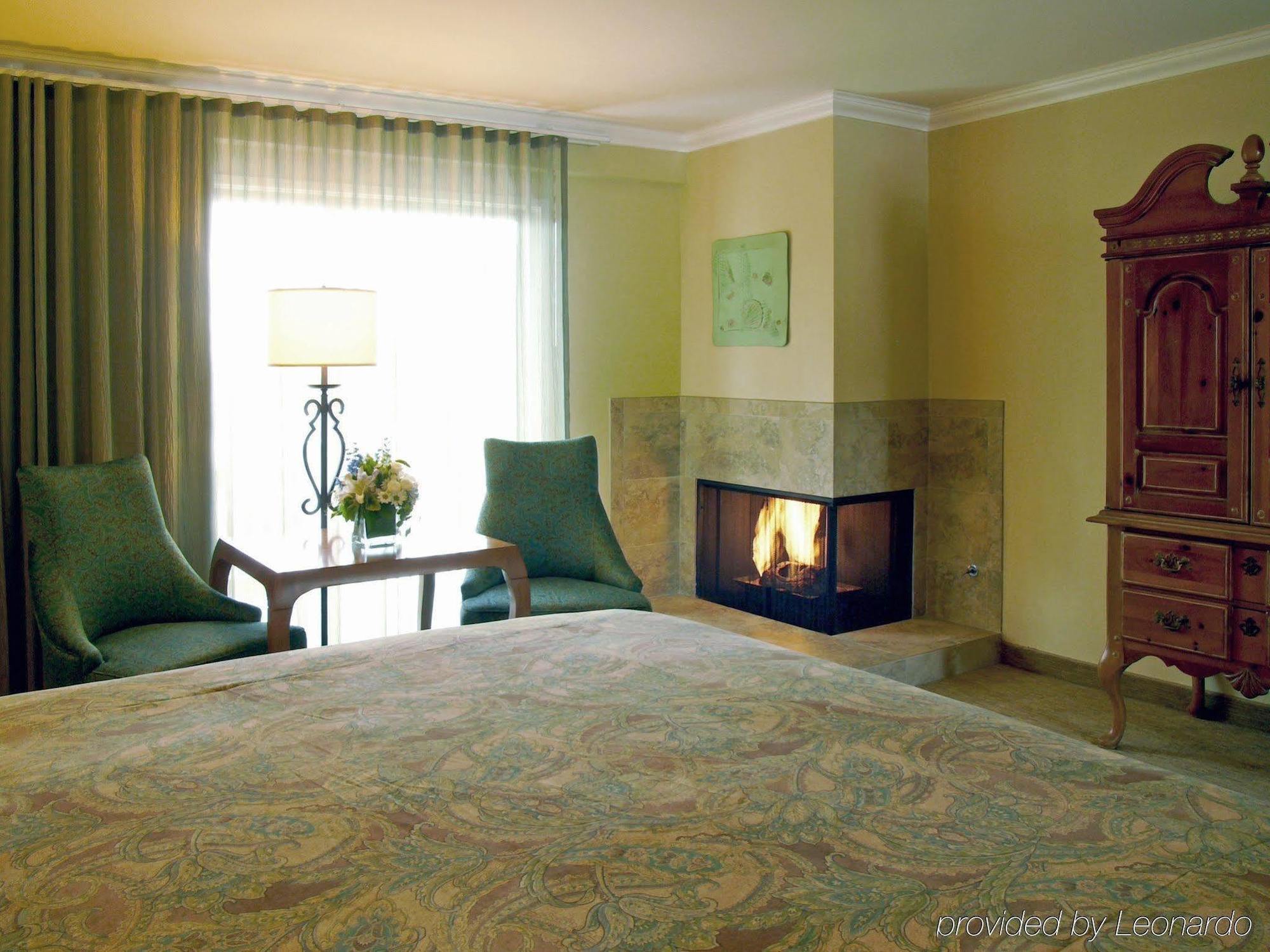 Hotel Bay View 3*