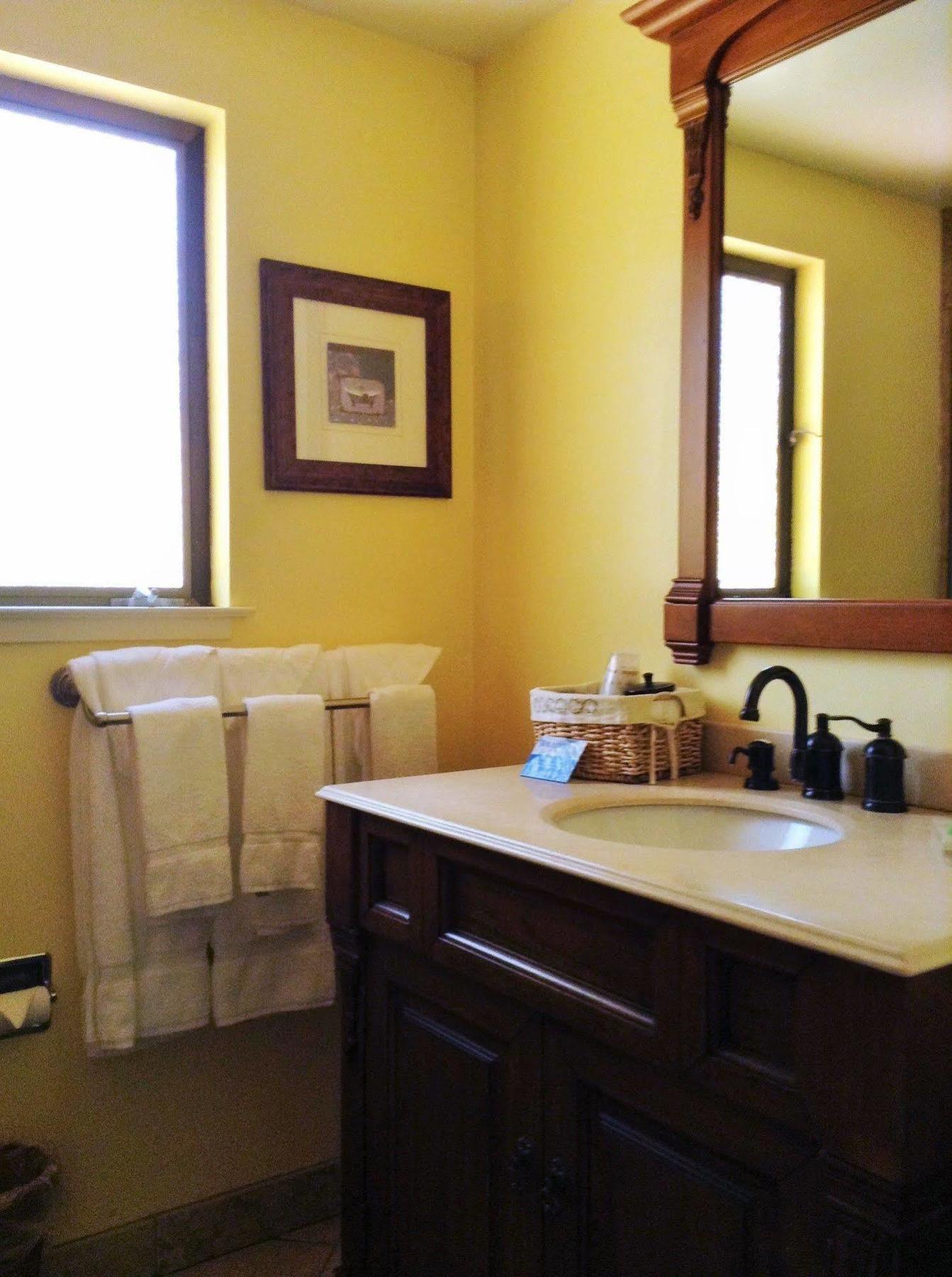 Edgemere Cottages Bed & Breakfast