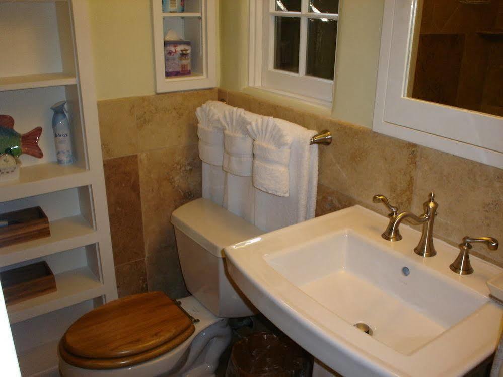 Bed & Breakfast Edgemere Cottages Carmel-by-the-Sea