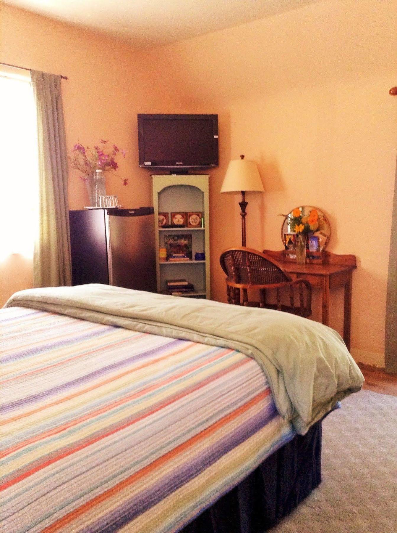 Edgemere Cottages Carmel-by-the-Sea