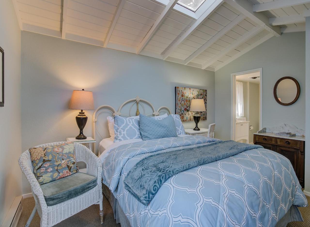 Sandpiper Bed & Breakfast Carmel-by-the-Sea