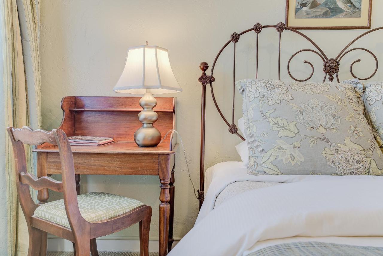 Sandpiper Bed & Breakfast