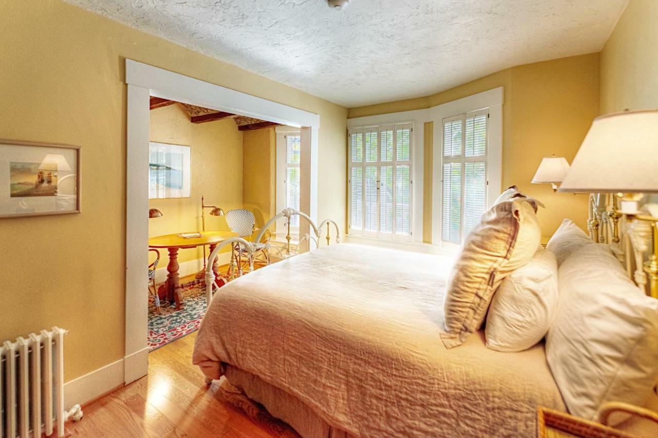Sea View - Inn 3*
