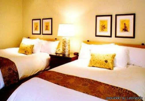 Hotel Tradewinds