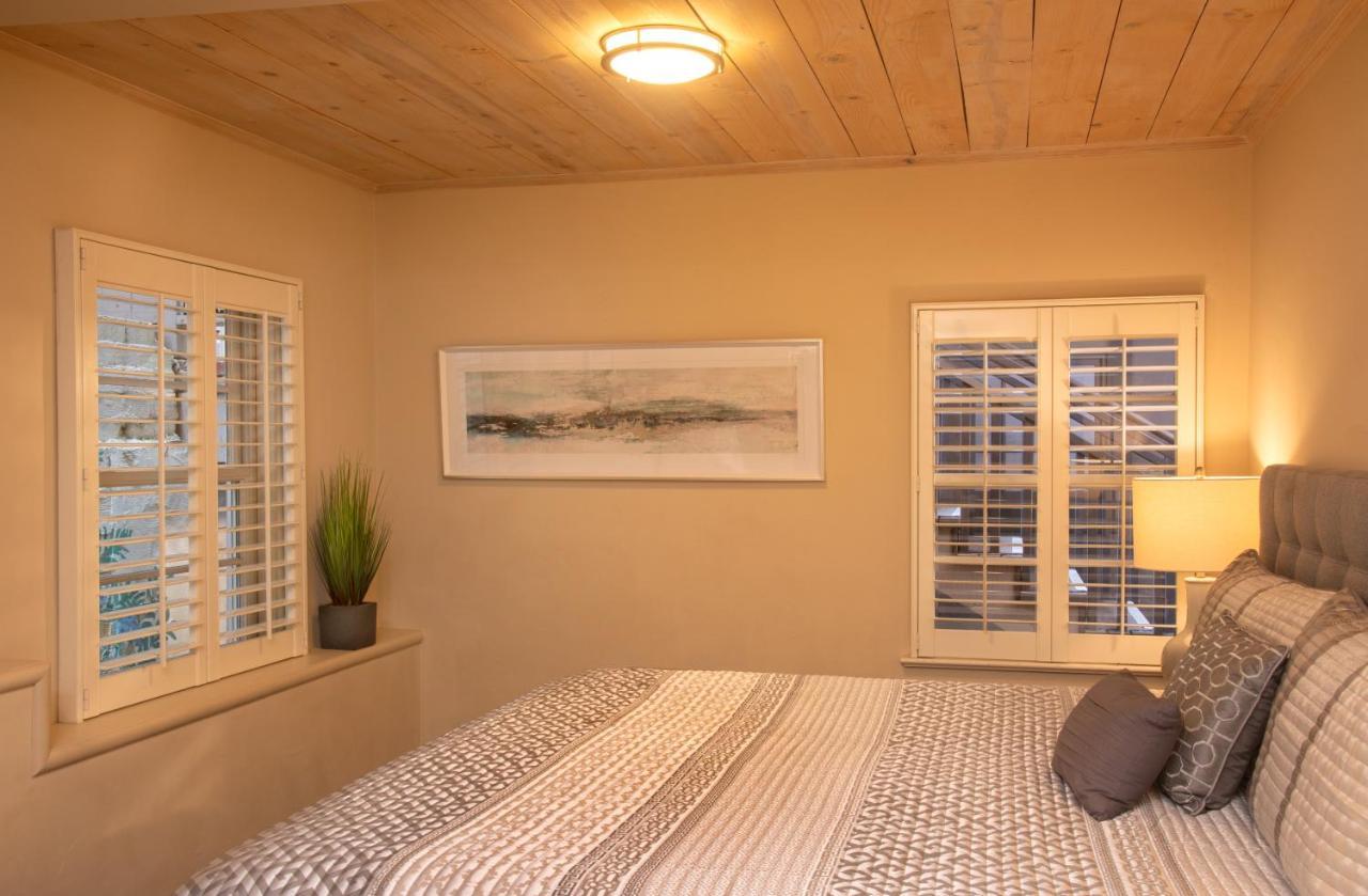 Country 3* Carmel-by-the-Sea